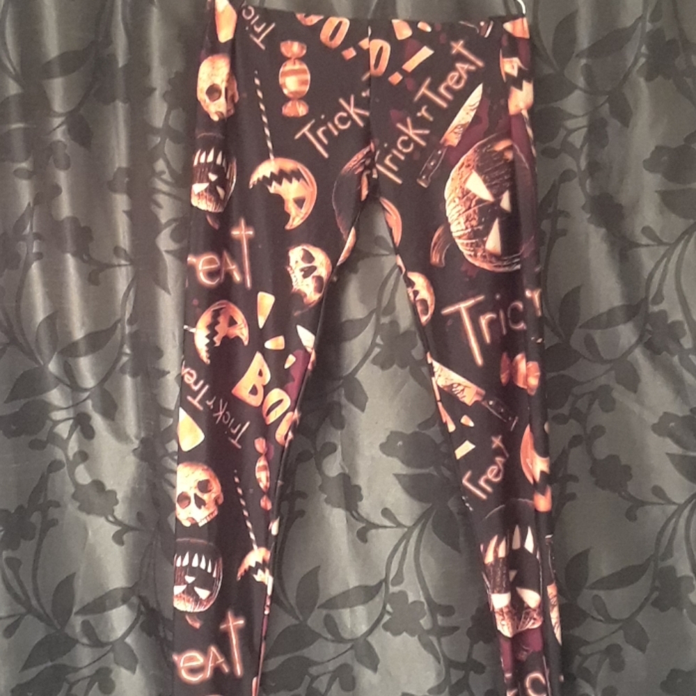 Halloween Horror Nights leggings